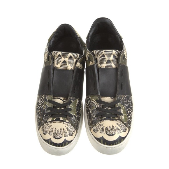 Valentino Garavani Rockstud Floral calfskin Platinum studs Sneakers 10 US 40 EUR - Picture 1 of 8
